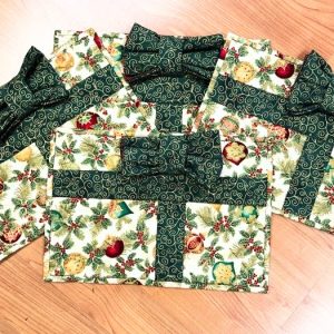 Festive Placemat Set with Napkins - 18" x 12"